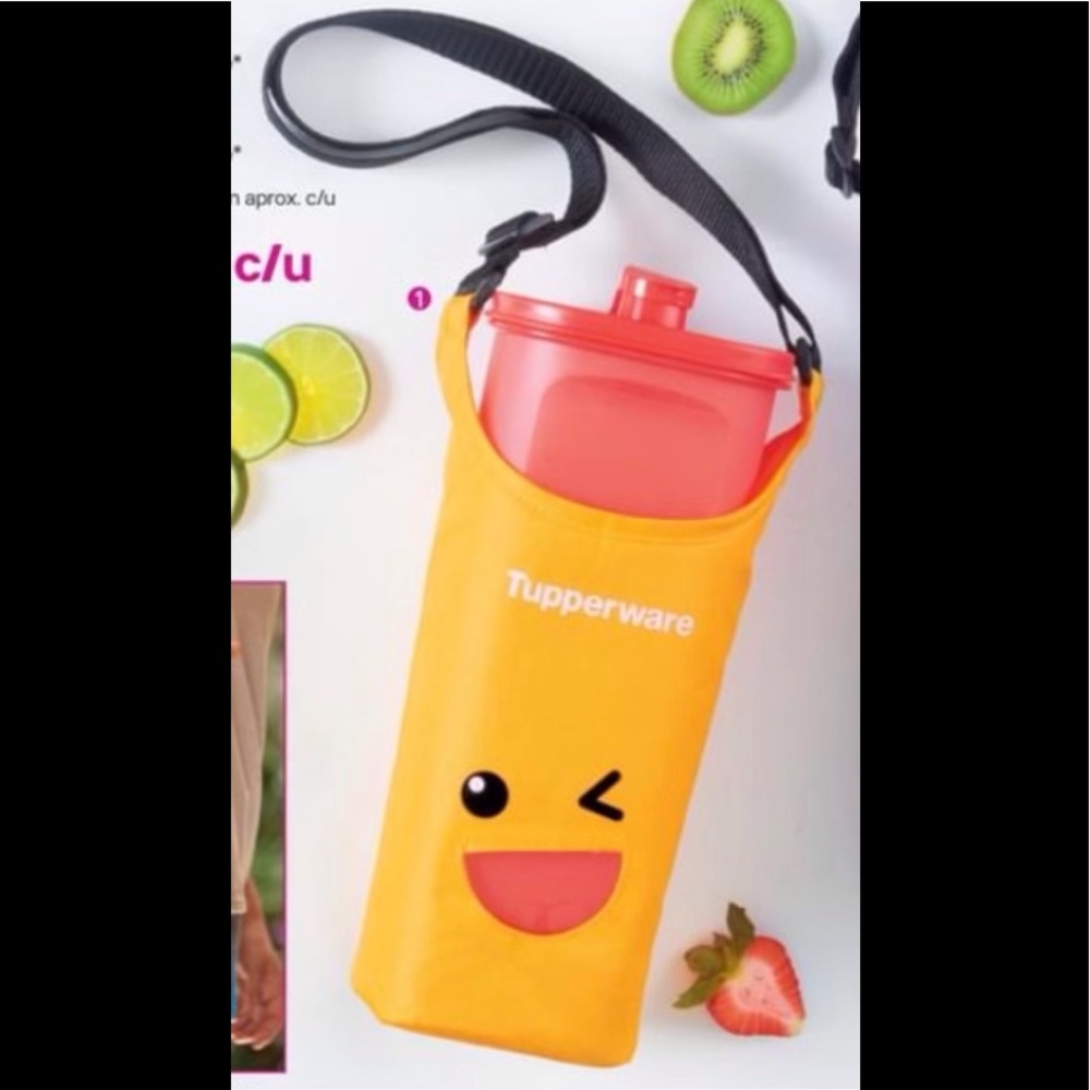 Tupperware Fun Manga & Bottle Fresh 2 Liter